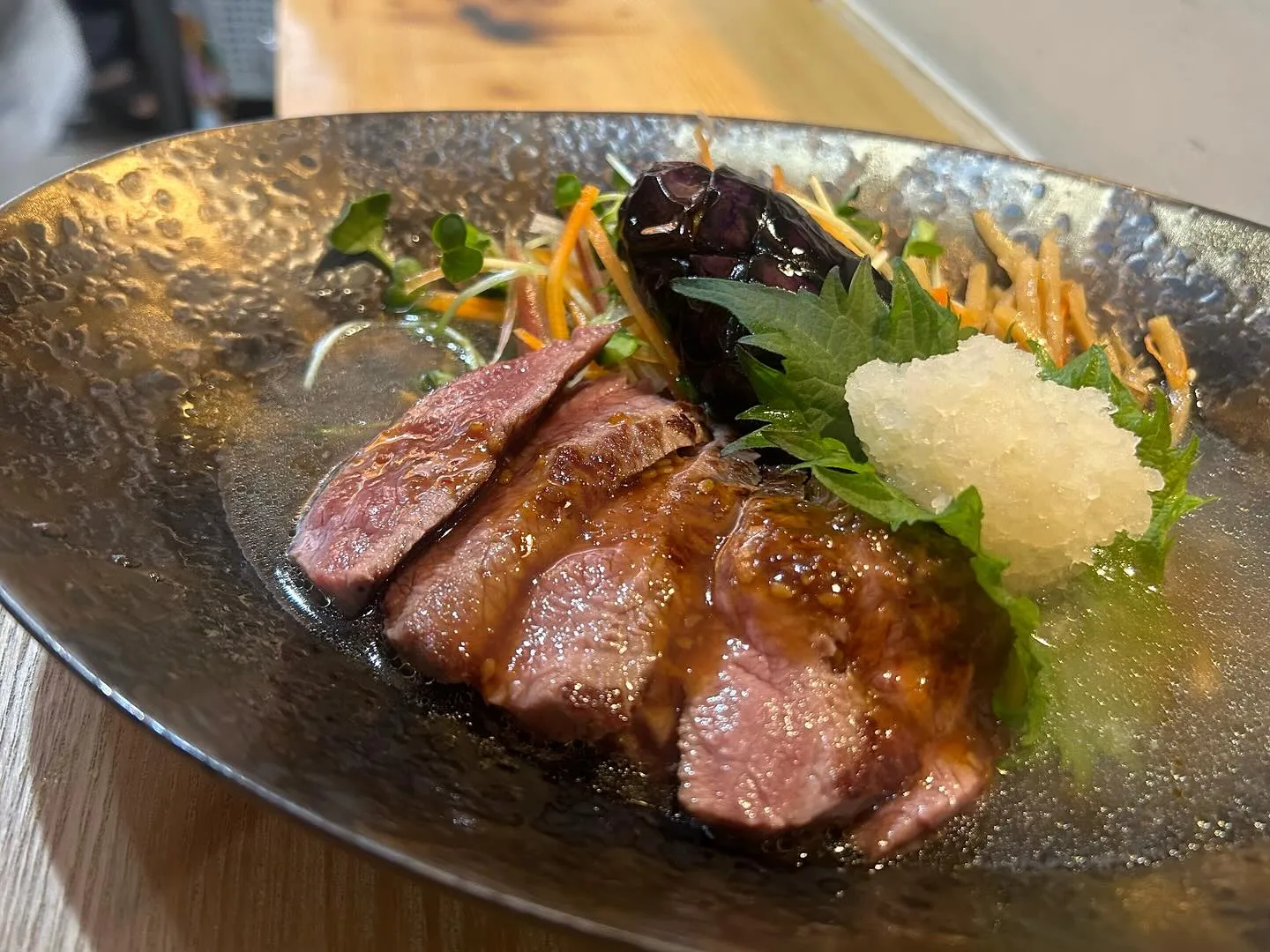 【経堂駅チカ】オシャレ居酒屋🏮自慢のお肉がコースでお得に‼️...