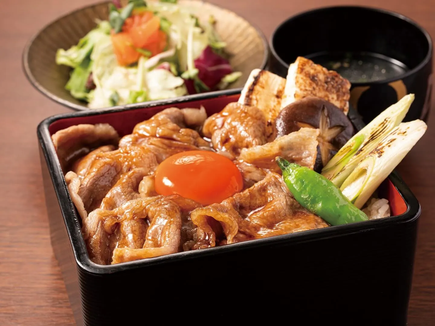 あったかい季節はテラス席で飲みませんか?【ペット可】