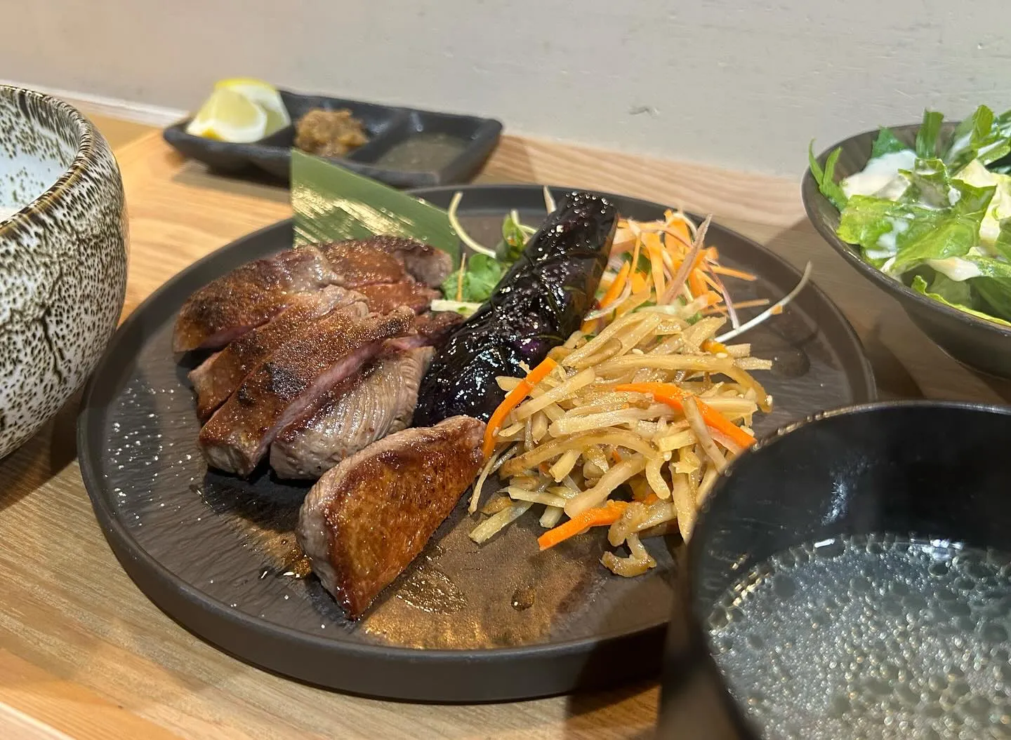 【経堂駅チカ】オシャレ居酒屋🏮自慢のお肉が楽しめる贅沢ランチ...